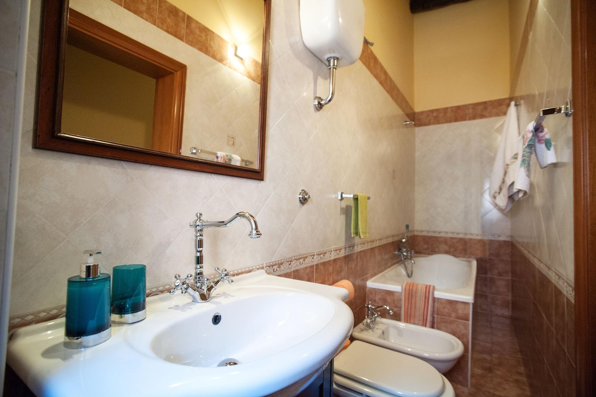 Vinslounge Suite Барлетта Екстер'єр фото