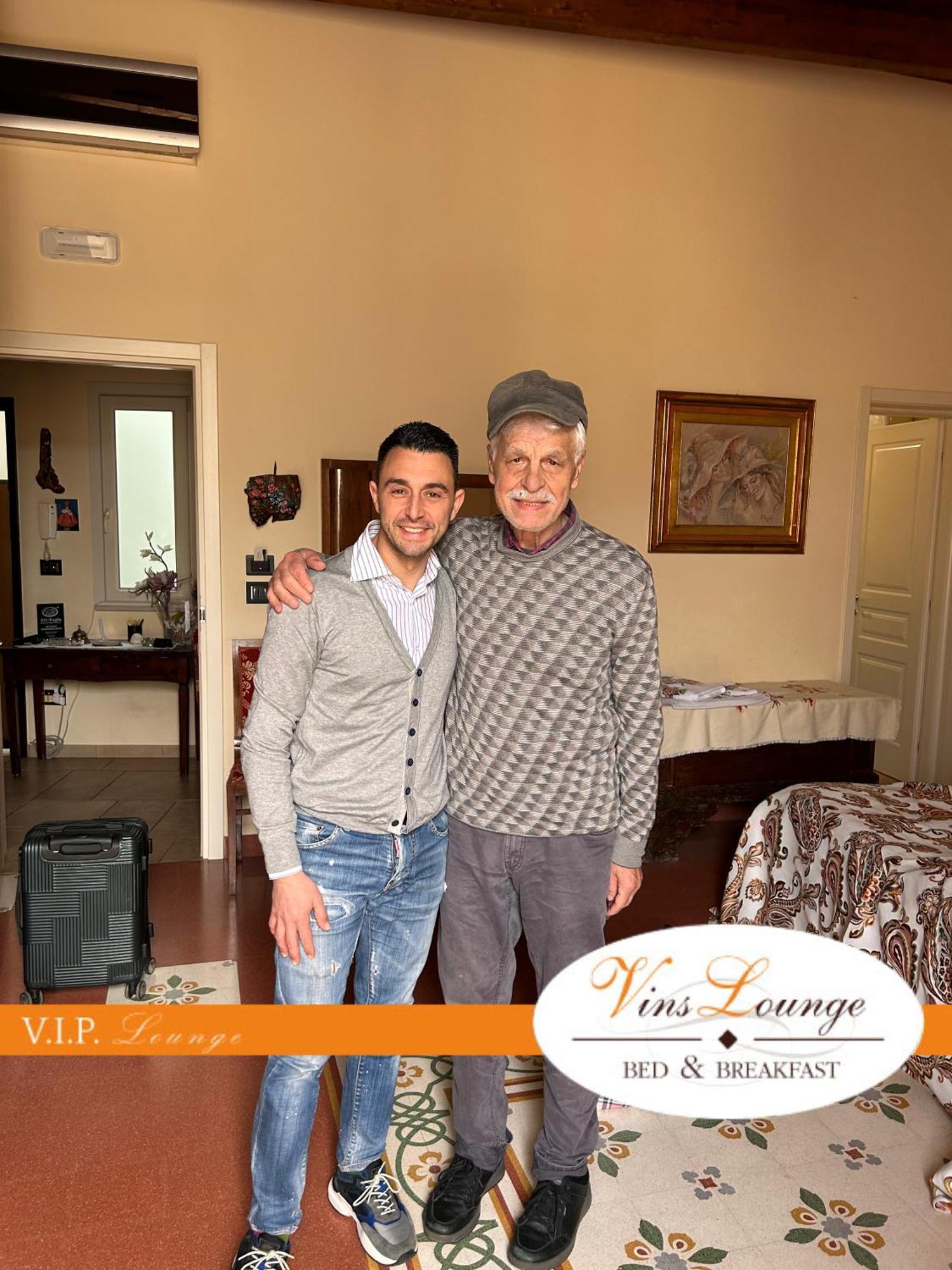 Vinslounge Suite Барлетта Екстер'єр фото