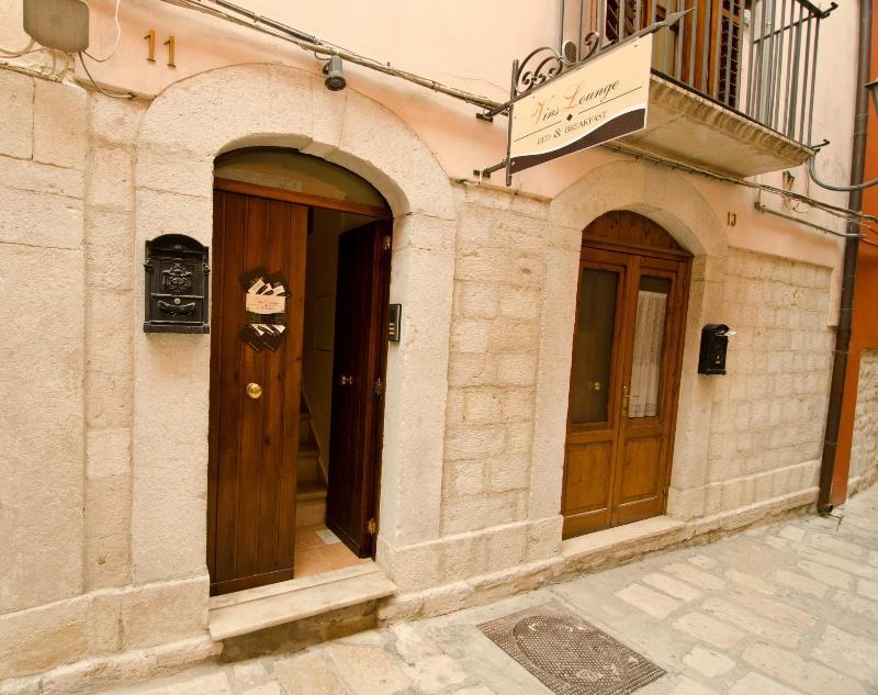 Vinslounge Suite Барлетта Екстер'єр фото